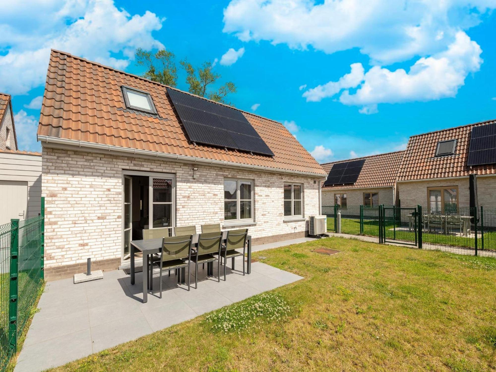 Classy Polder House Near Hébergement de vacances